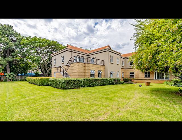 158M² OFFICE TO LET IN FERNDALE